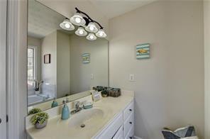 Building Photo - 4028 Rosewood View Dr