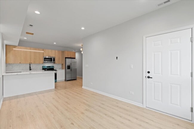 Building Photo - 4537 S Evans Ave