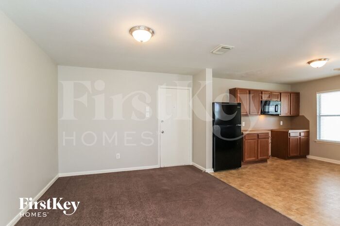 Building Photo - 21610 Dawn Timbers Ct