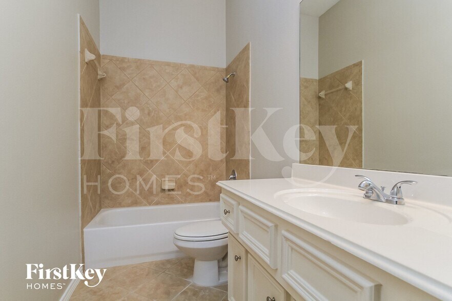 Building Photo - 2703 Facet Creek Dr