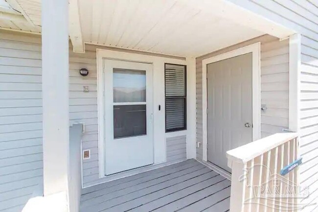 Building Photo - 1301 Redwood Ln