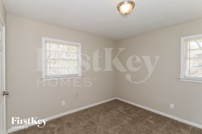 Building Photo - 6698 Kull Dr