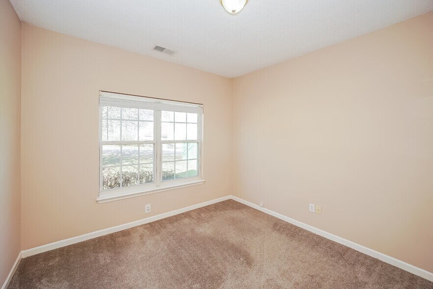 Building Photo - 12330 Summer Creek Ln