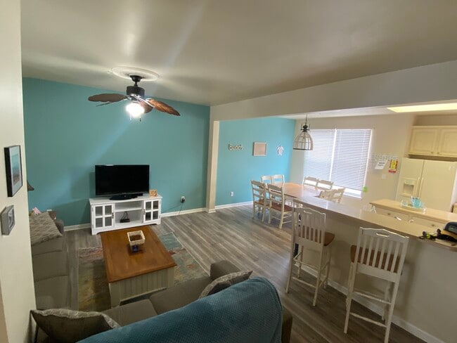 Building Photo - 38335 N Mill Ln