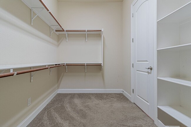 Building Photo - Charming 4-Bedroom Home in Prime North Central Location!