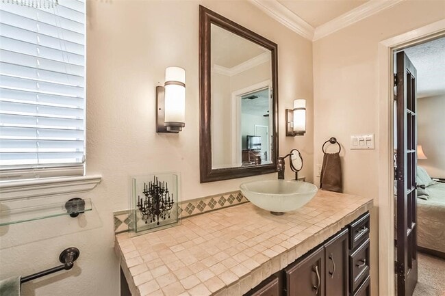 Building Photo - 6911 Sprigg St