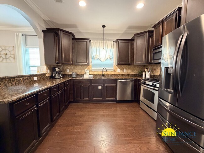 Building Photo - 137 Golf Villa Dr