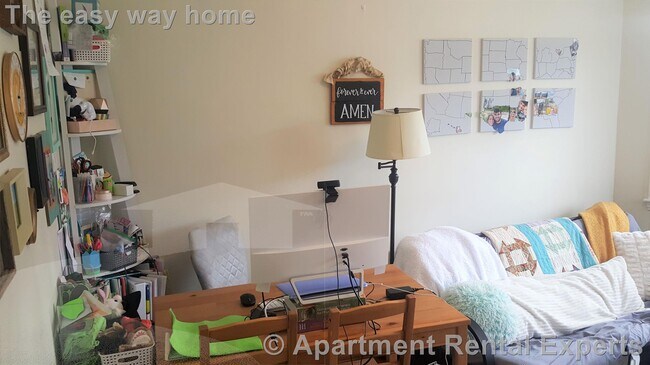 Building Photo - 163 Summer St