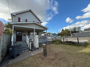 Building Photo - 4284 E 71st St