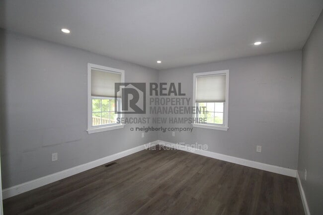 Building Photo - 23 Forest Ave