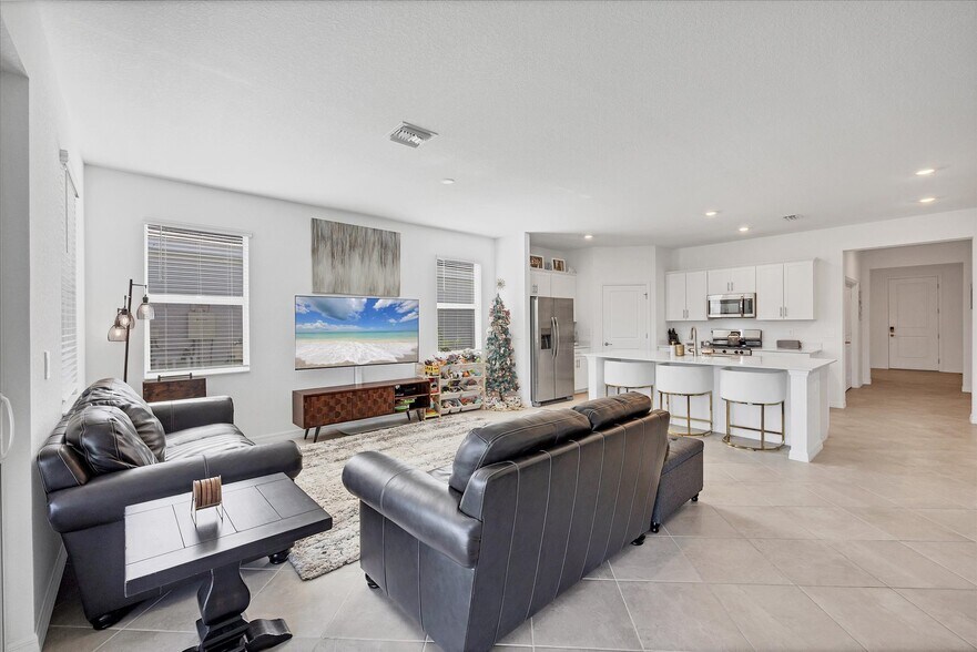 Building Photo - 11314 Pinot Dr