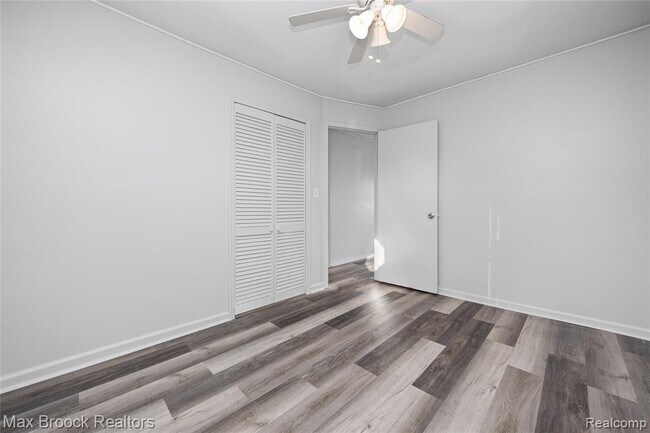 Building Photo - 19217 Birmingham St