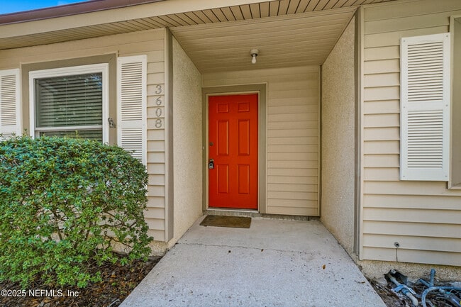 Building Photo - 3608 Chappi Way