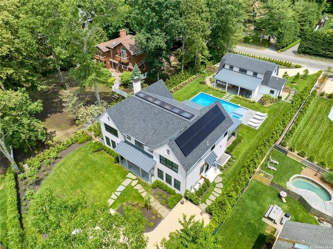 Building Photo - 23 Bayview Rd