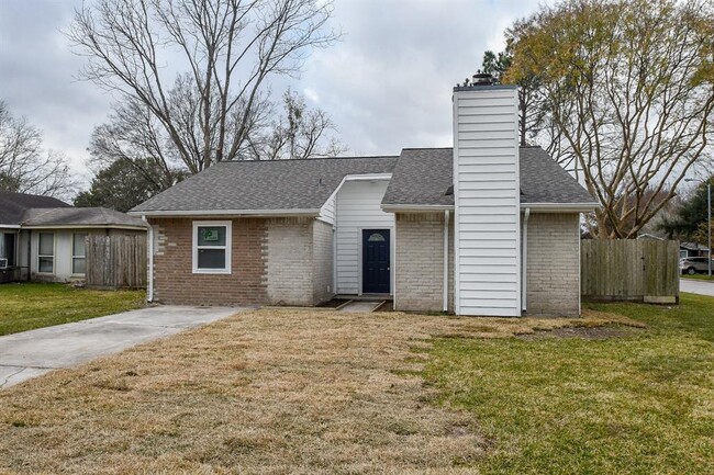 Primary Photo - 8323 Blacksmith Dr