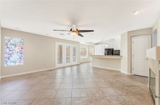 Building Photo - 1733 Tesara Vista Pl