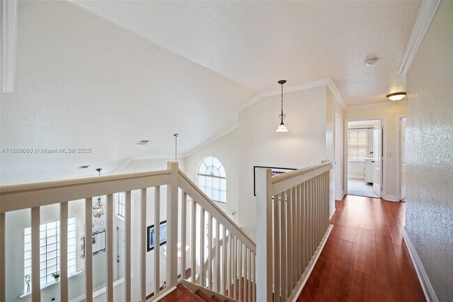 Building Photo - 15376 14th Manor