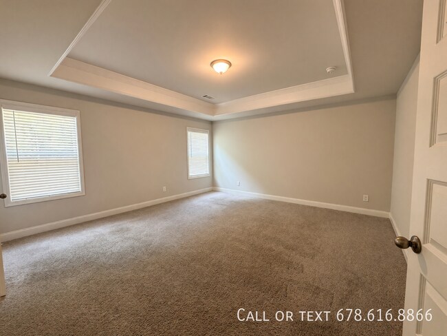 Building Photo - 213 Logan Crest Ct
