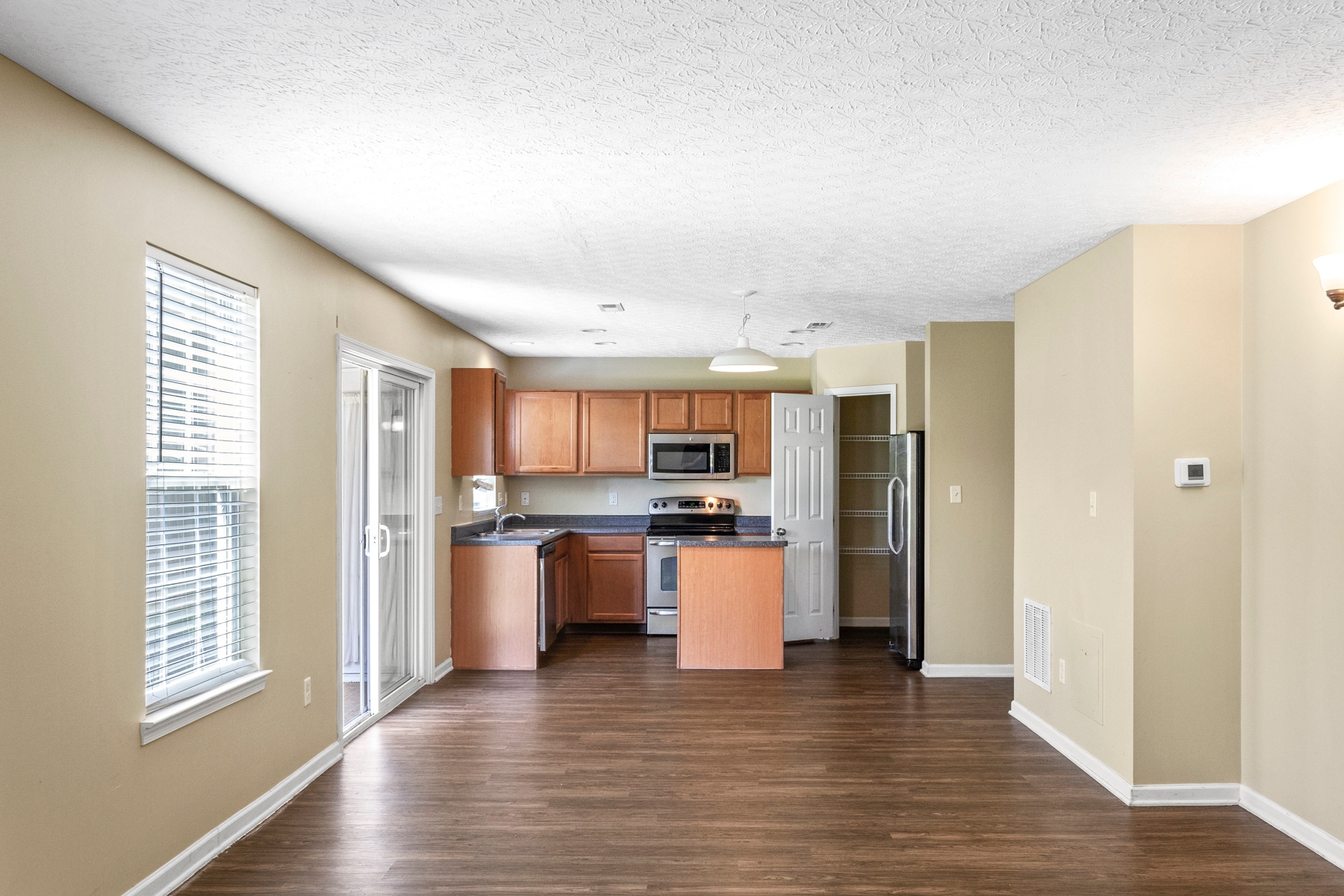 Building Photo - 246 Parrott Ct