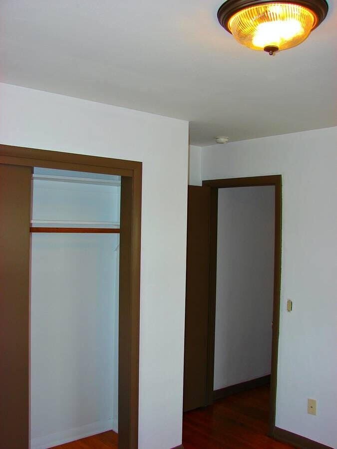 Building Photo - 5706 Russett Rd