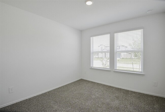 Building Photo - 14719 Evergreen Orchards Ln