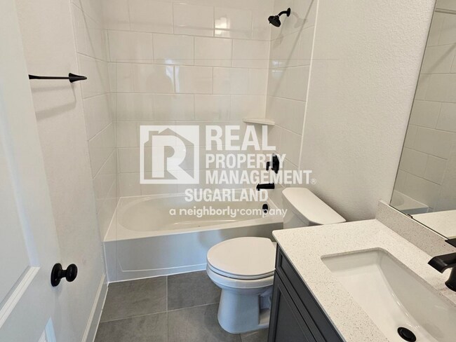 Building Photo - Move-In Ready Home in Sienna with Resort Amenities