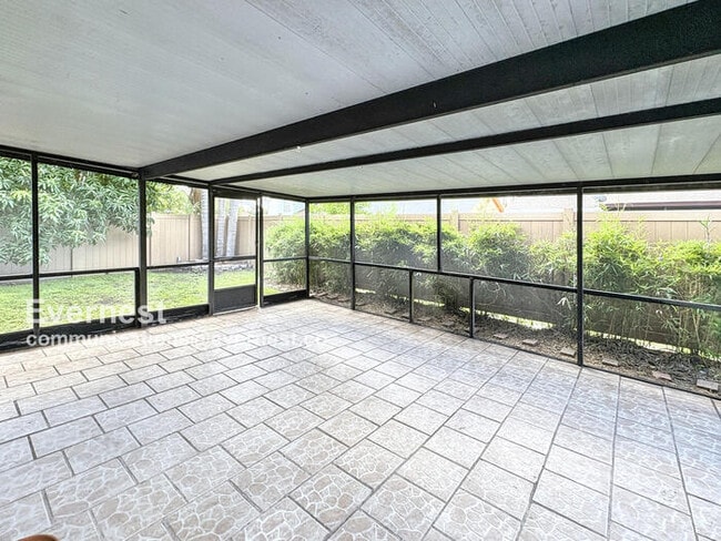 Building Photo - 9705 Cypress Shadow Ave