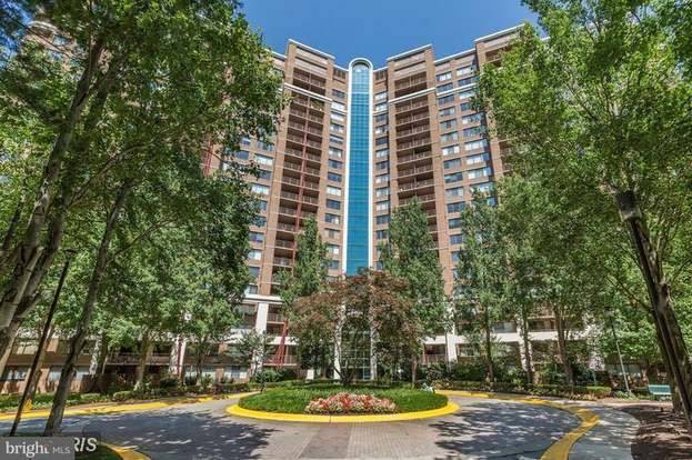 Building Photo - 10101 Grosvenor Pl