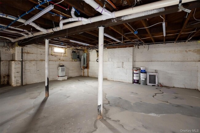 Building Photo - 67 S Grand Ave