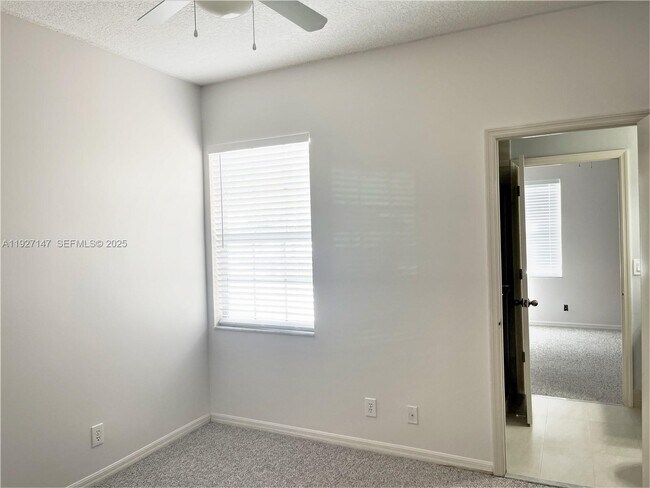 Building Photo - 1861 Salerno Cir