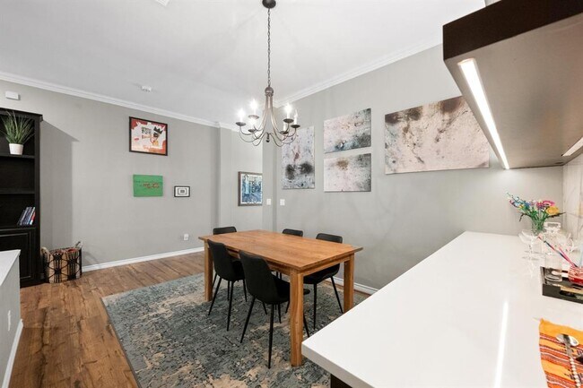 Building Photo - 8716 Bobcat Dr