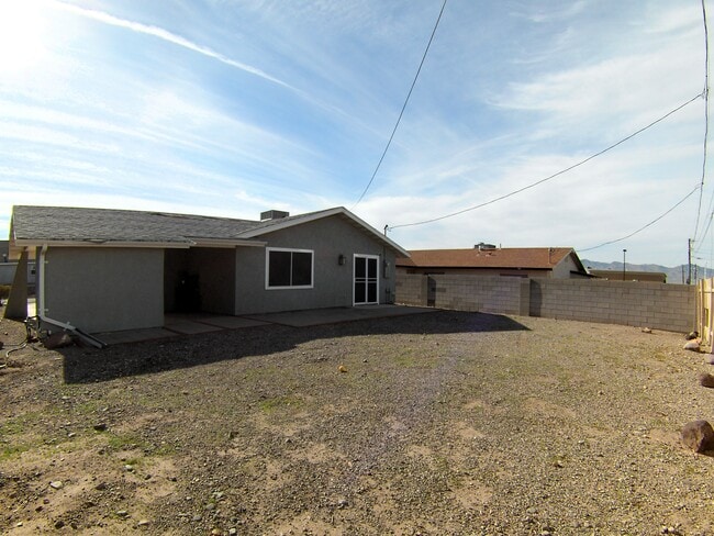 Building Photo - 1791 Long Ave