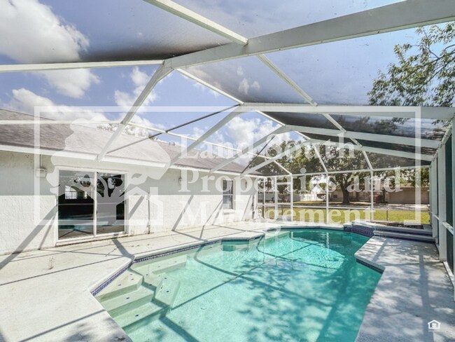 Building Photo - 2818 Timbercrest Pl