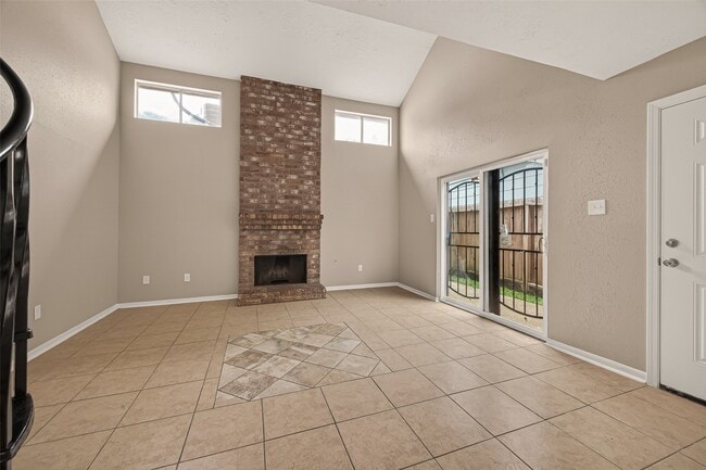 Building Photo - 12239 W Village Dr