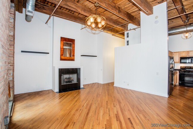 Building Photo - 550 W Harrison St