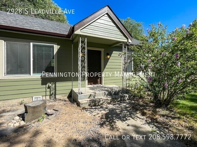 Building Photo - 2928 S Leadville Ave