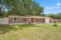 Building Photo - 4212 Pointe Haven Dr N