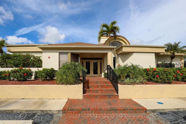 Building Photo - 1918 Pelican Landing Blvd