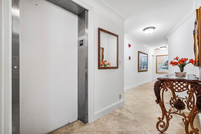 Primary Photo - 2155 S Ocean Blvd