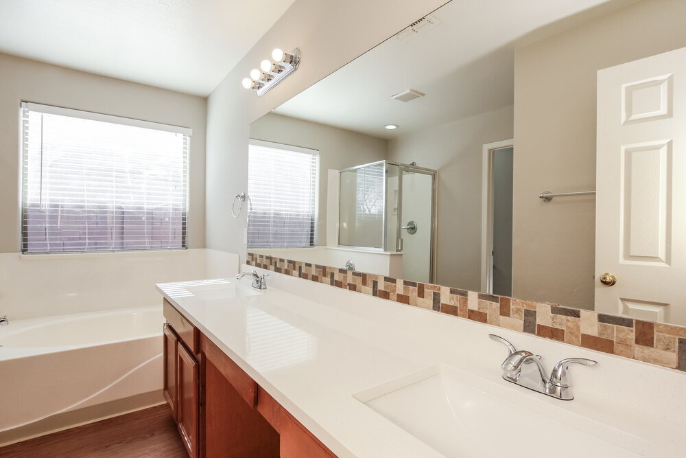 Building Photo - 372 S 151st Ave