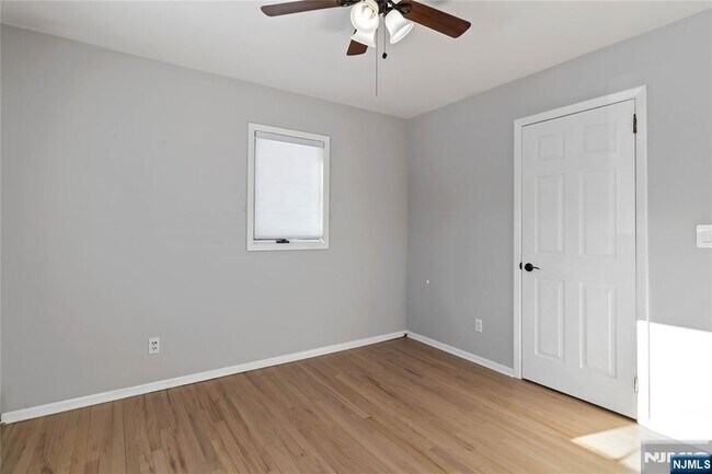 Building Photo - 9 McKinley Pl