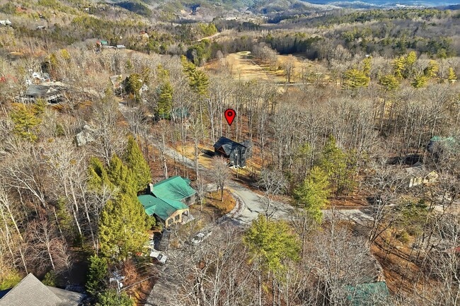 Building Photo - 106 Fairway Cir