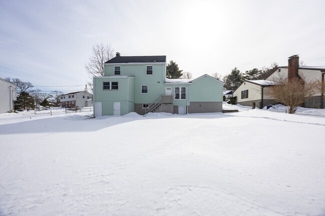 Building Photo - 24 Bossi Ave