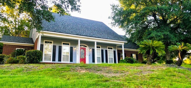 Building Photo - 7470 Mallard Dr
