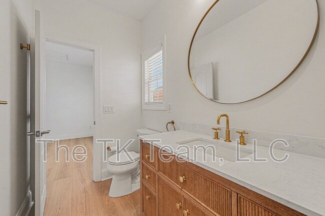 Building Photo - 140 Harper Lee St