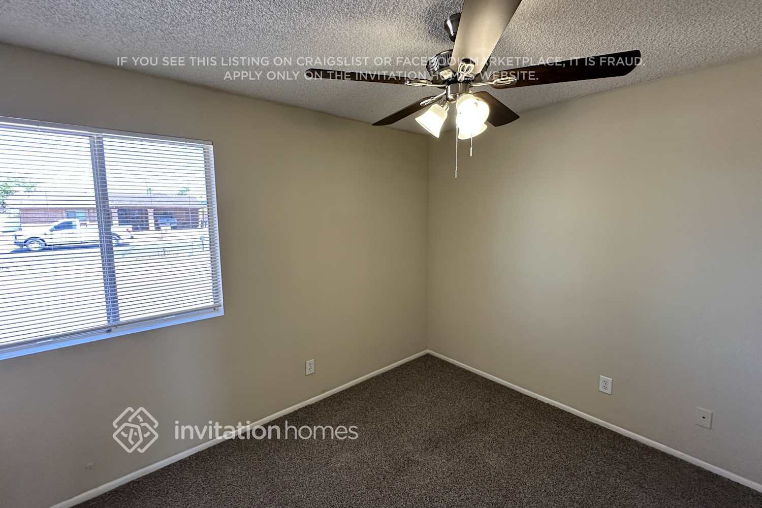 Building Photo - 1643 W Muriel Dr