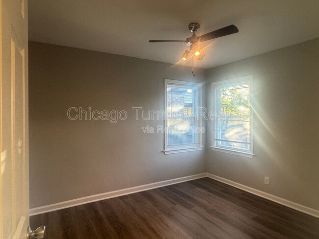 Building Photo - 1542 Shirley Dr