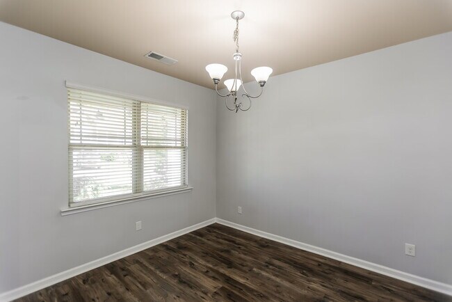 Building Photo - 26 Barnsley Village Dr