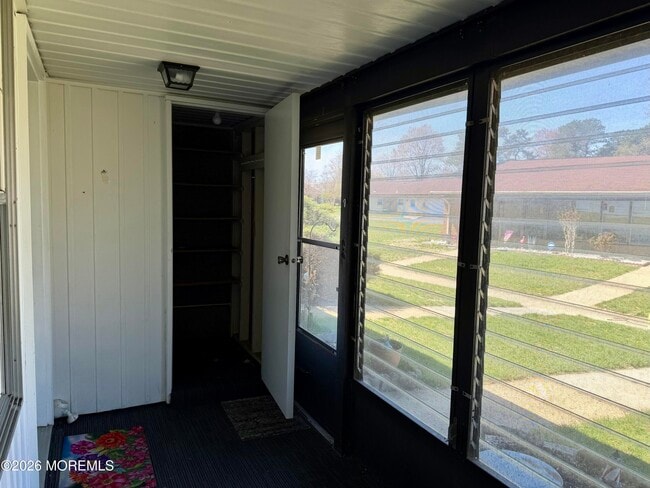 Building Photo - 20 Yorkshire Ct