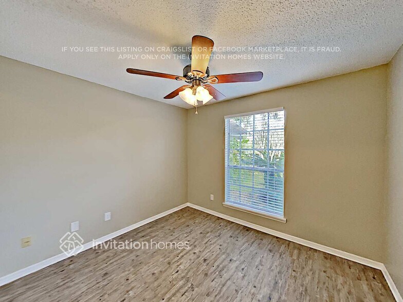 Building Photo - 577 Remington Oak Dr